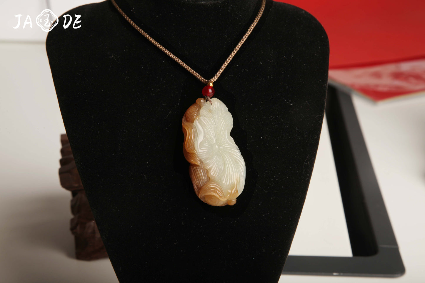 Flourish & Fortune | Unique Jade™