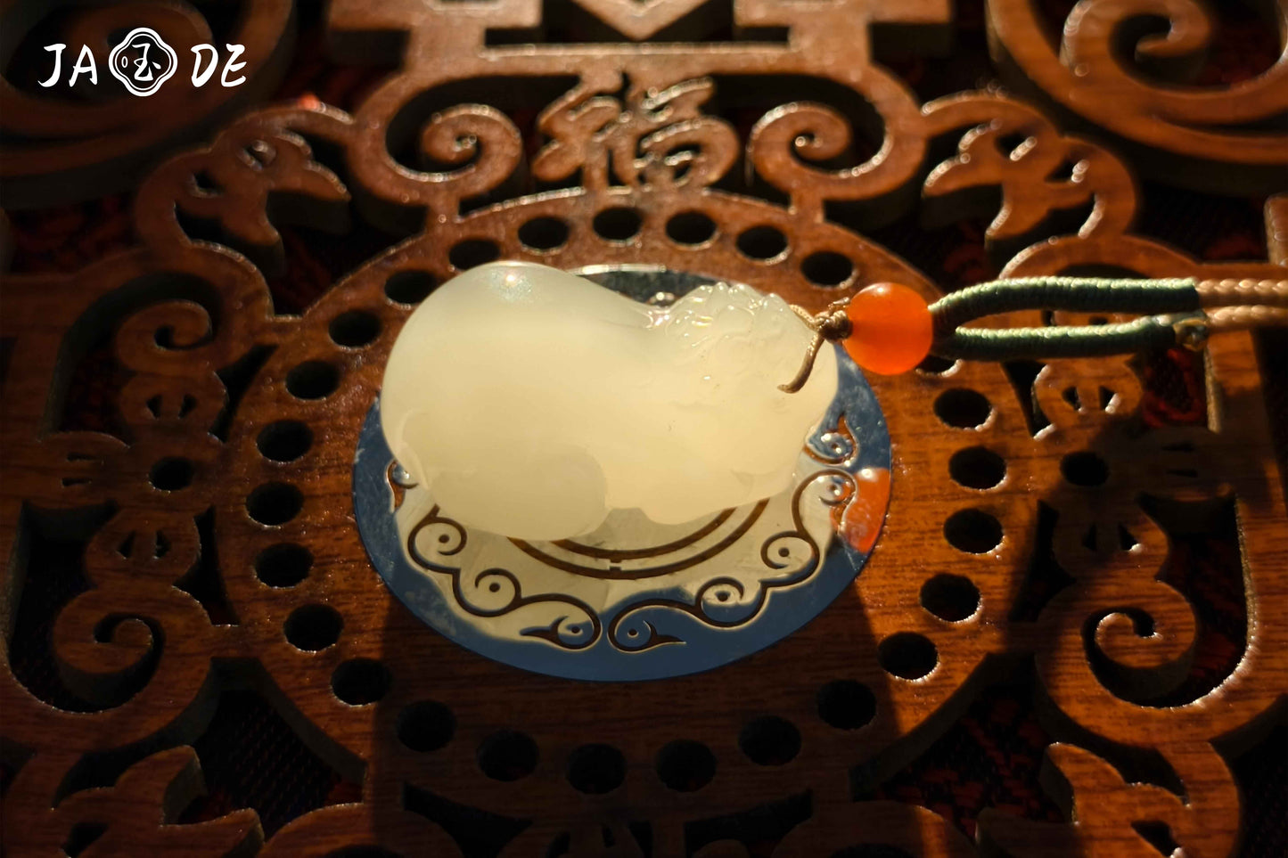 Hetian Jade Pixiu Necklace | Unique Jade™
