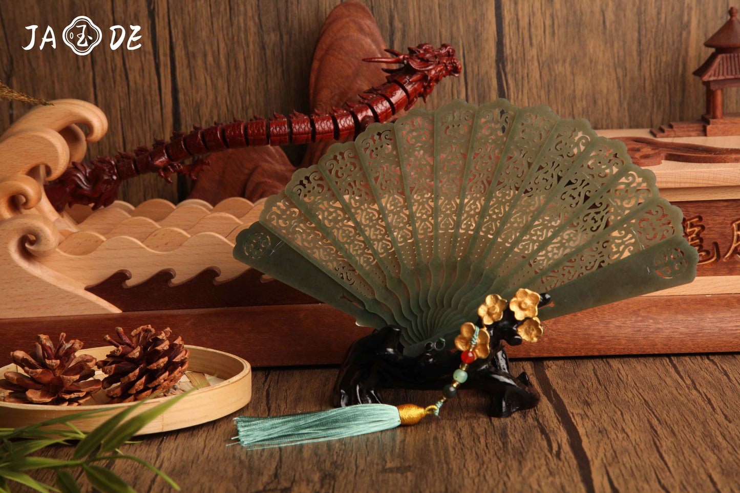 Exquisite Hetian Jade Fan Sculpture | Unique Jade™