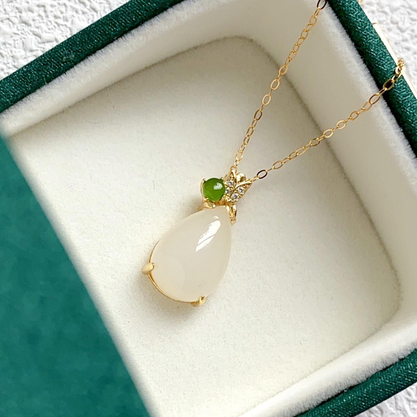 Hetian White Jade Waterdrop Pendant