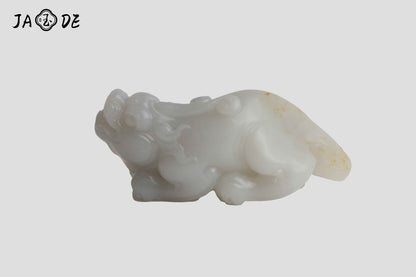 Hetian Seed Jade Sculpture – White Pixiu Guardian | Unique Jade™