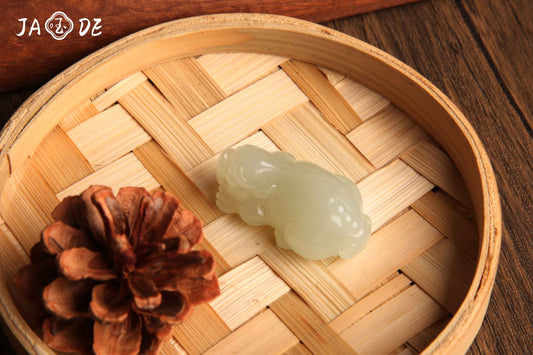 Hetian Jade Pixiu Figurine | Unique Jade™