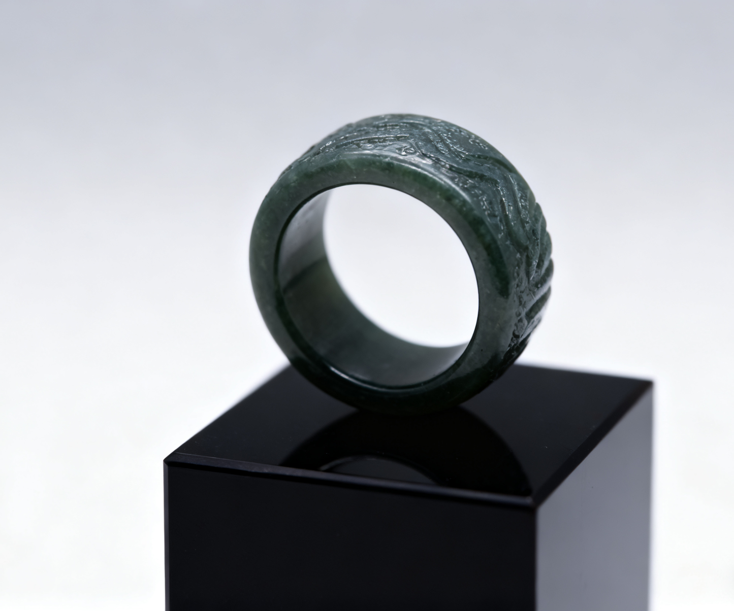 Dragon Thumb Ring, 13.5g Natural Nephrite, Power and Success Ring, Spiritual Archery Talisman