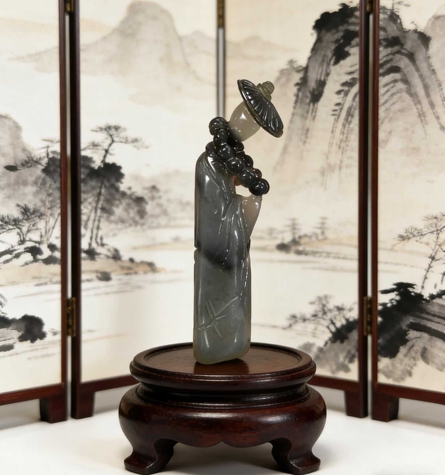 Zen Sage in Landscape Nephrite Sculpture - 13.25g Black & White “Qing Hua” Jade, Meditative Scholar‘s Rock