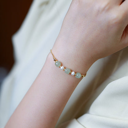 Hetian Jade “Smooth Fortune” Set – Necklace & Bracelet
