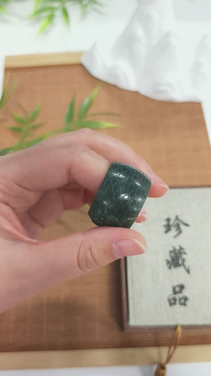 Nephrite Jade Thumb Ring, Dragon Head Thumb Ring, 19.3g Archery Ring, Chinese Archer Ring